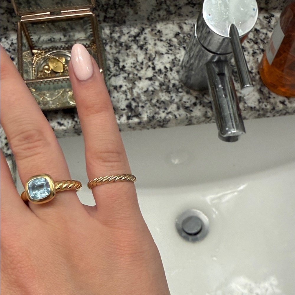 Elegant Gold filled Ring